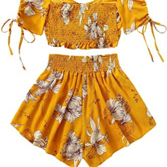 Shorts and Top Set - Picture 4 of 4